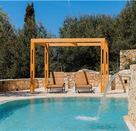 3 bedroom villa with pool & sea views, Makrades, sleeps 6